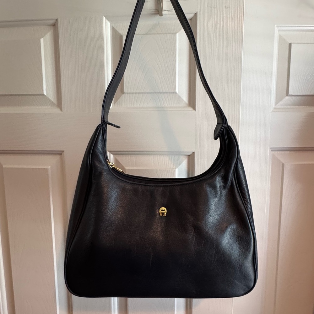 Vintage Dark Navy Leather Aigner Hobo Bag
